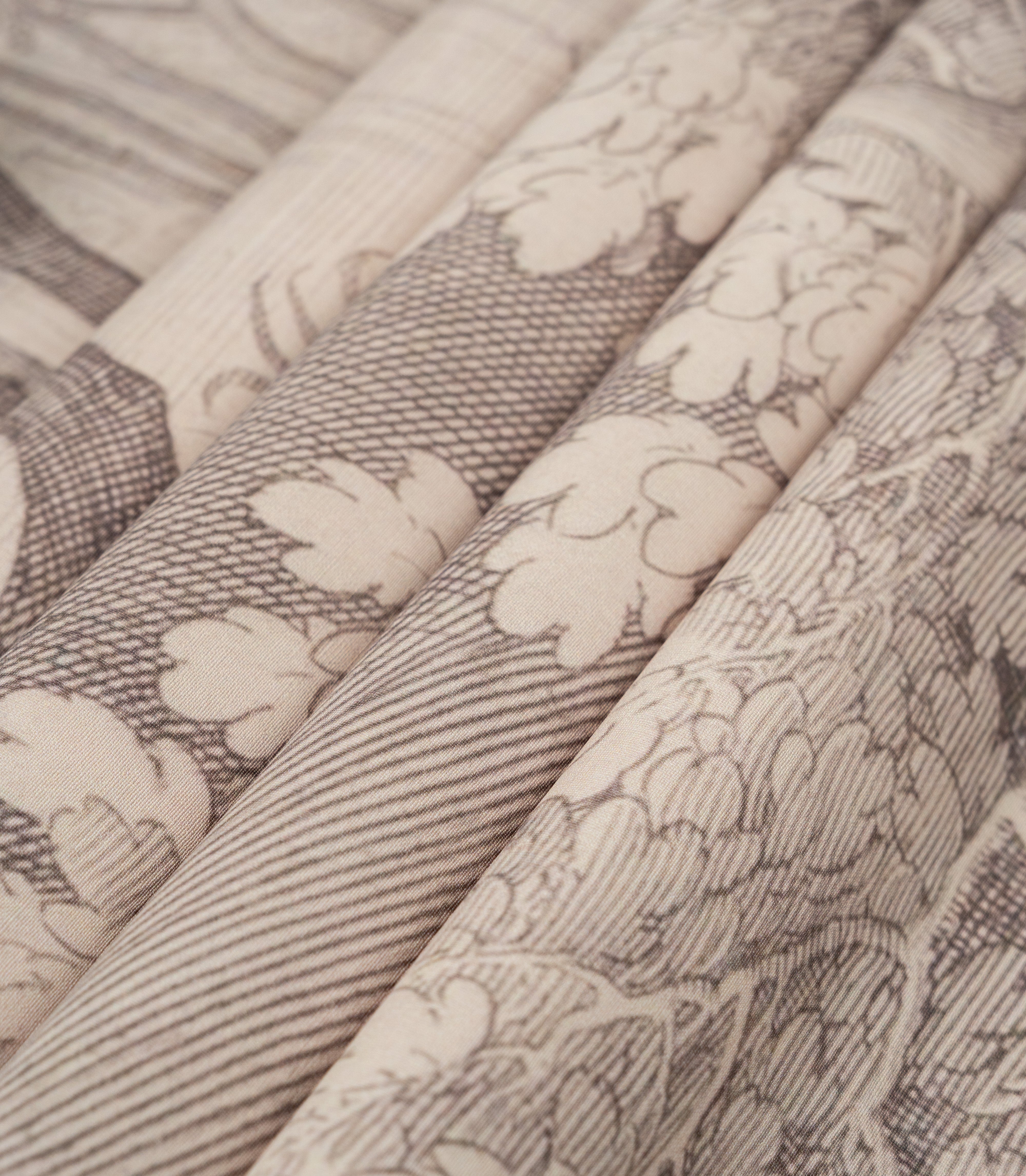 Papel pintado Timeless Trees Beige