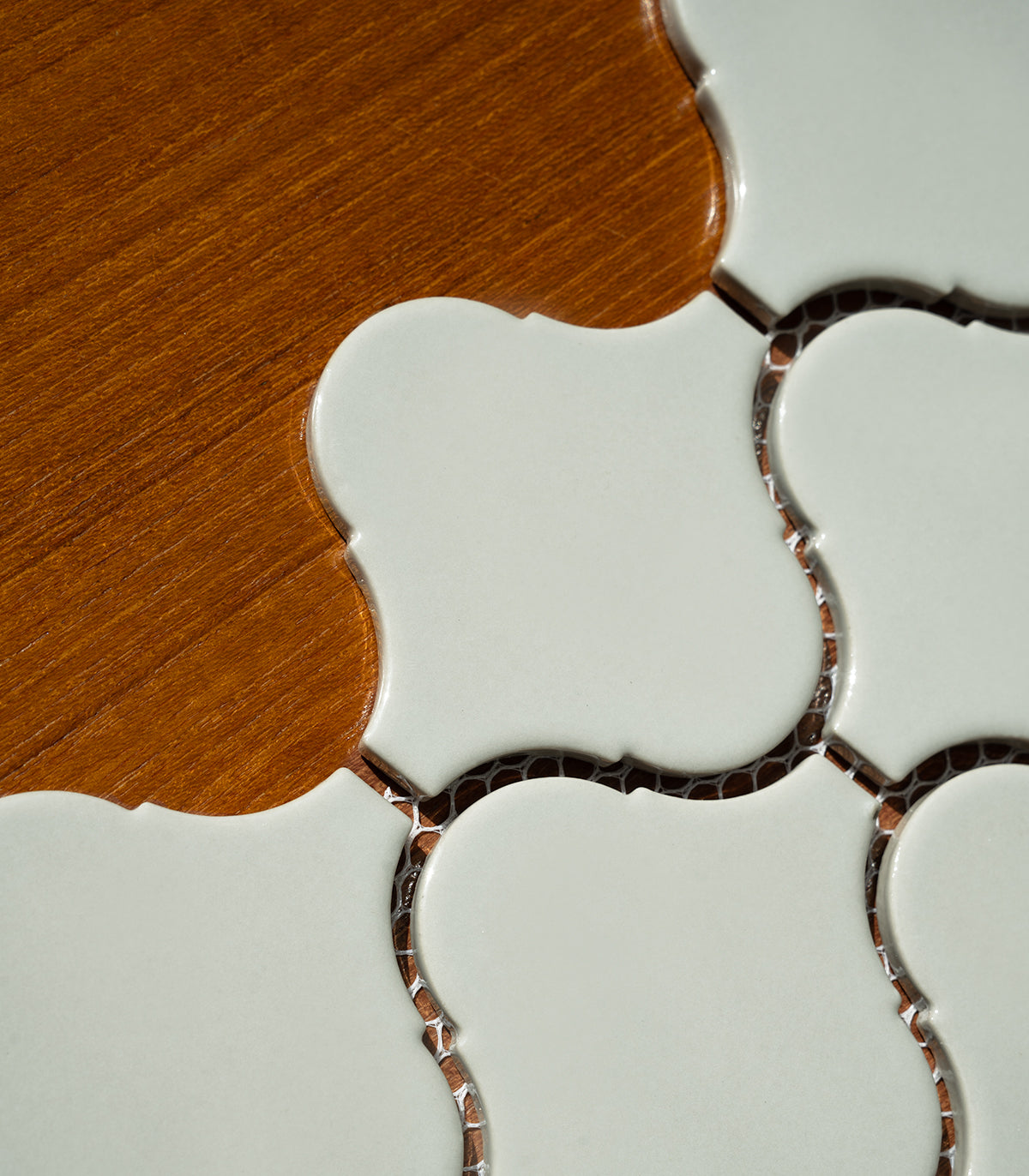 Mosaico Arabesca gris claro