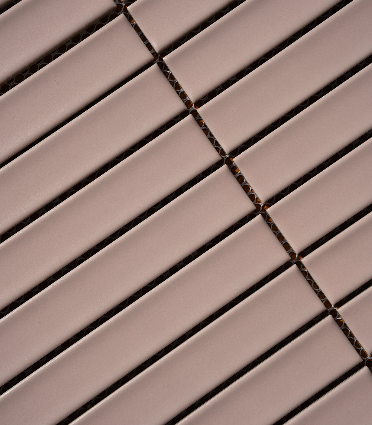 Mosaico piano rosa mate