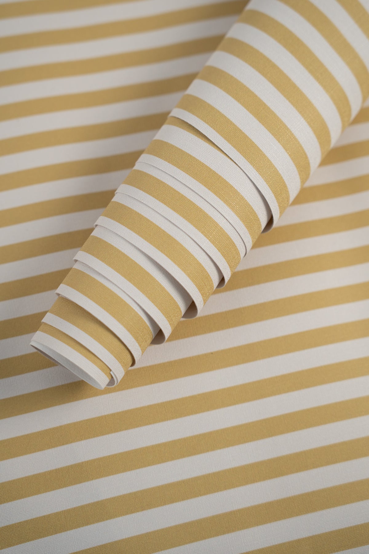 Papel pintado Stripe Meadow Mustard