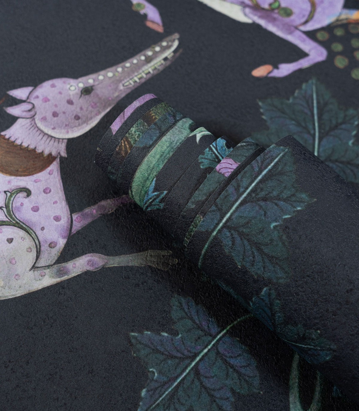 Papel pintado Botanic Beast Purple