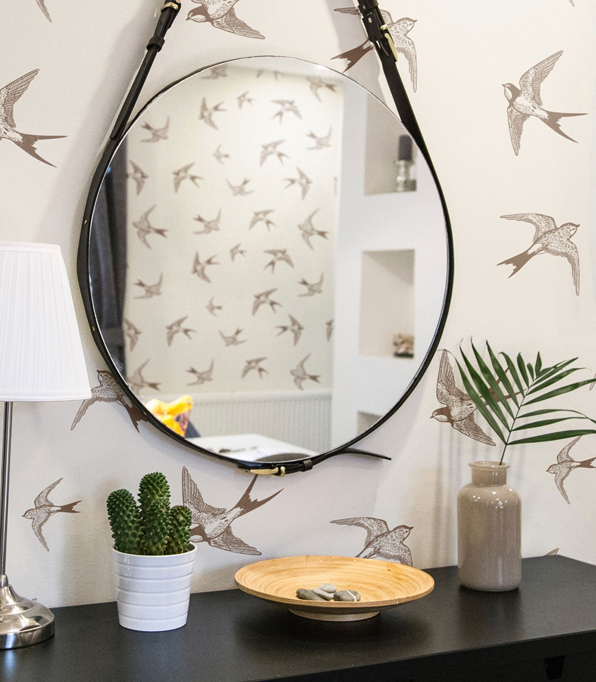 Tapeta Brown Swallow