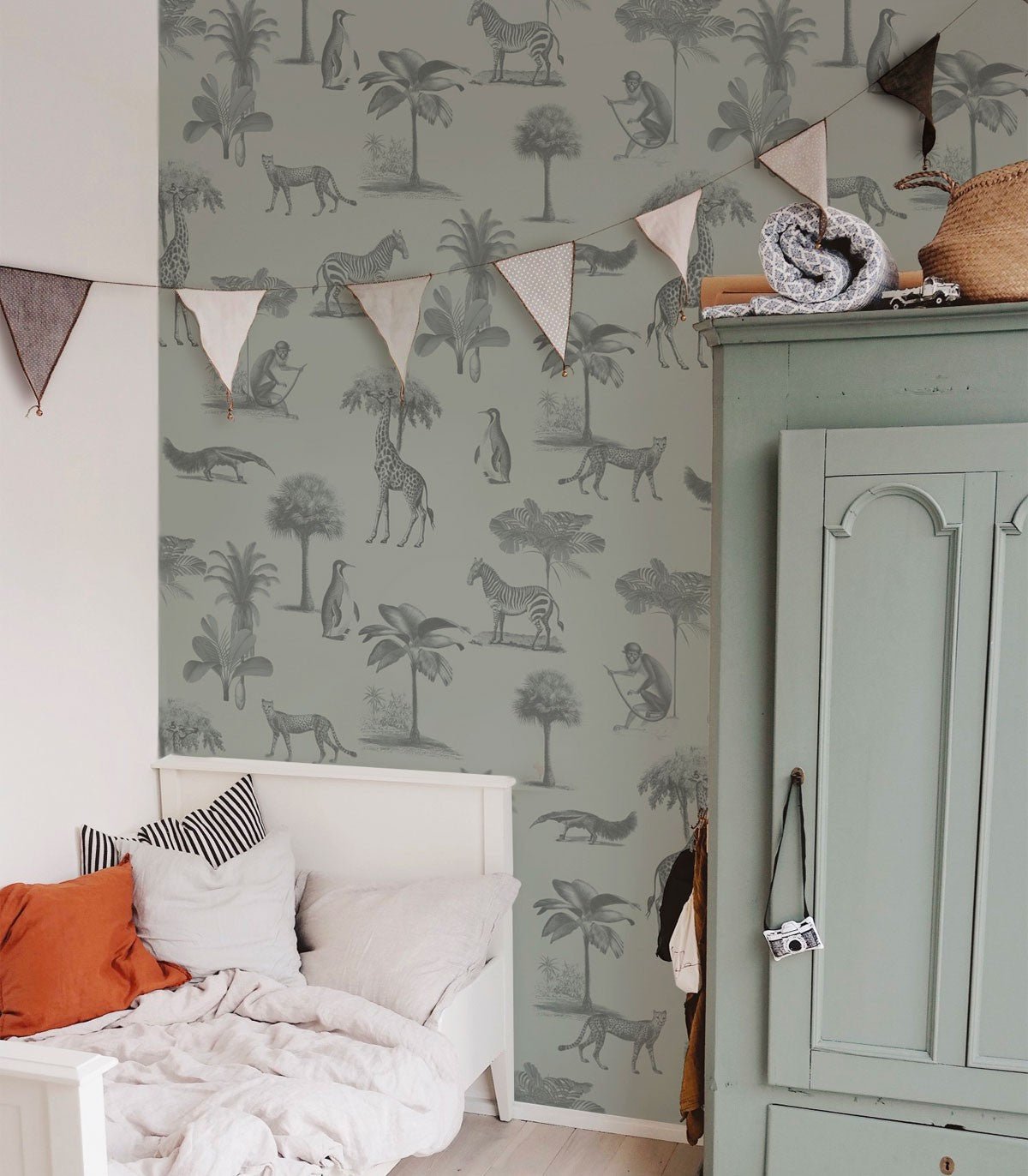 Tapeta Vintage animals light mint - Wallcolors®