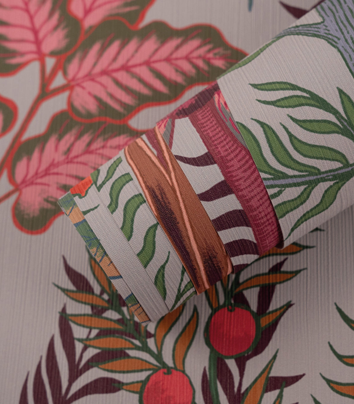 Papel pintado Tigres Dorados Rosa