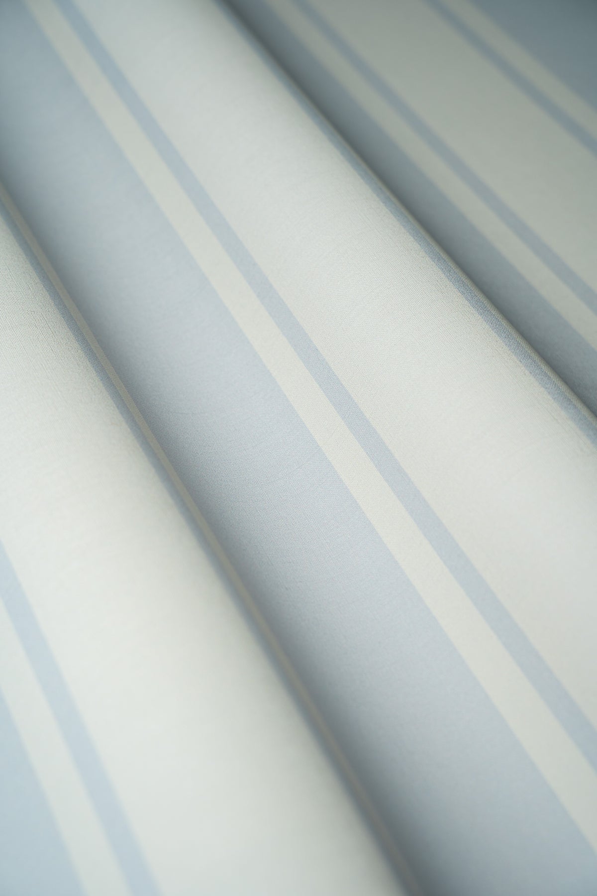 Papel pintado Gentle Stripe Dusty Blue