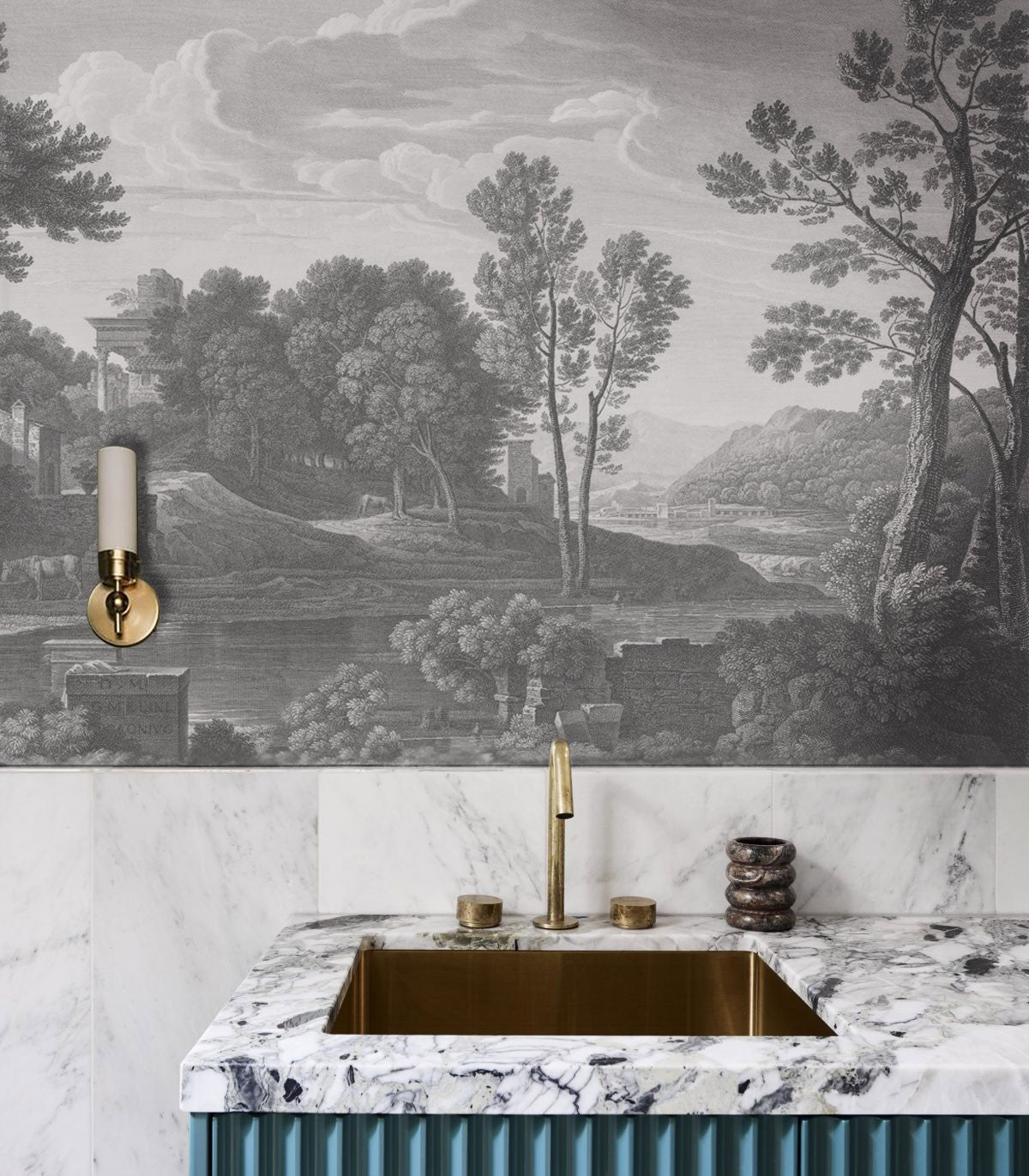 Tapeta Ancient Riverside Grove - Wallcolors®